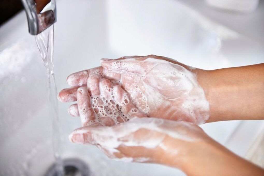 Wash your hands from microorganisms and worms